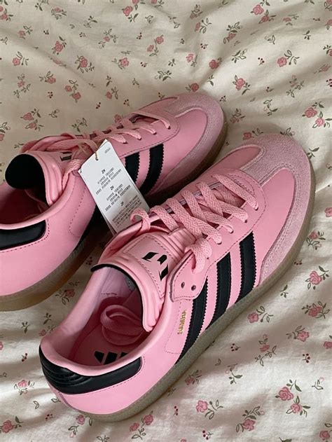 Pinke adidas Sneaker 2024 